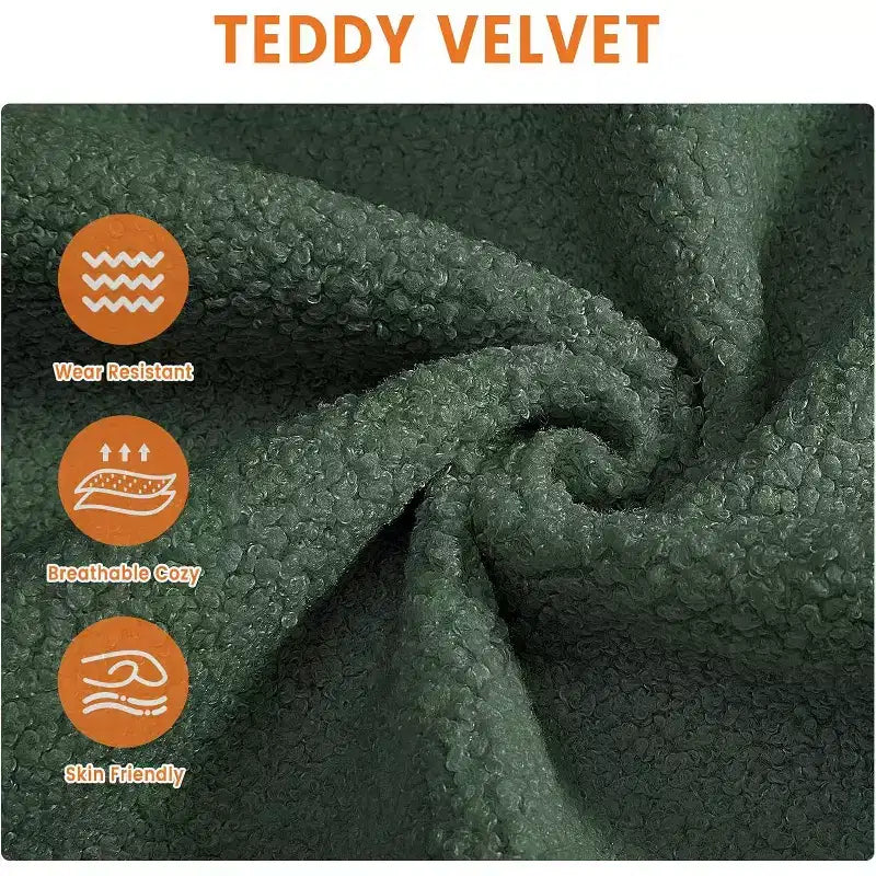 Divano a 3 posti da 210 cm con seduta profonda e rivestimento in pile Teddy