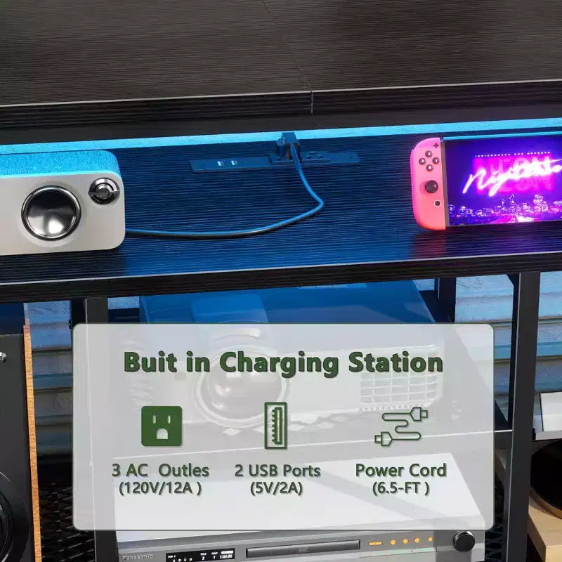 Mobile Porta TV Nero da 55 Pollici con Luci LED, 6 Cassetti in Tessuto, Stazione di Ricarica e Ripiani Aperti